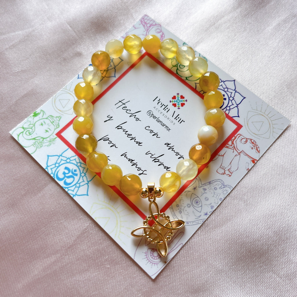 Pulseras piedra natural con dije de nudo de bruja