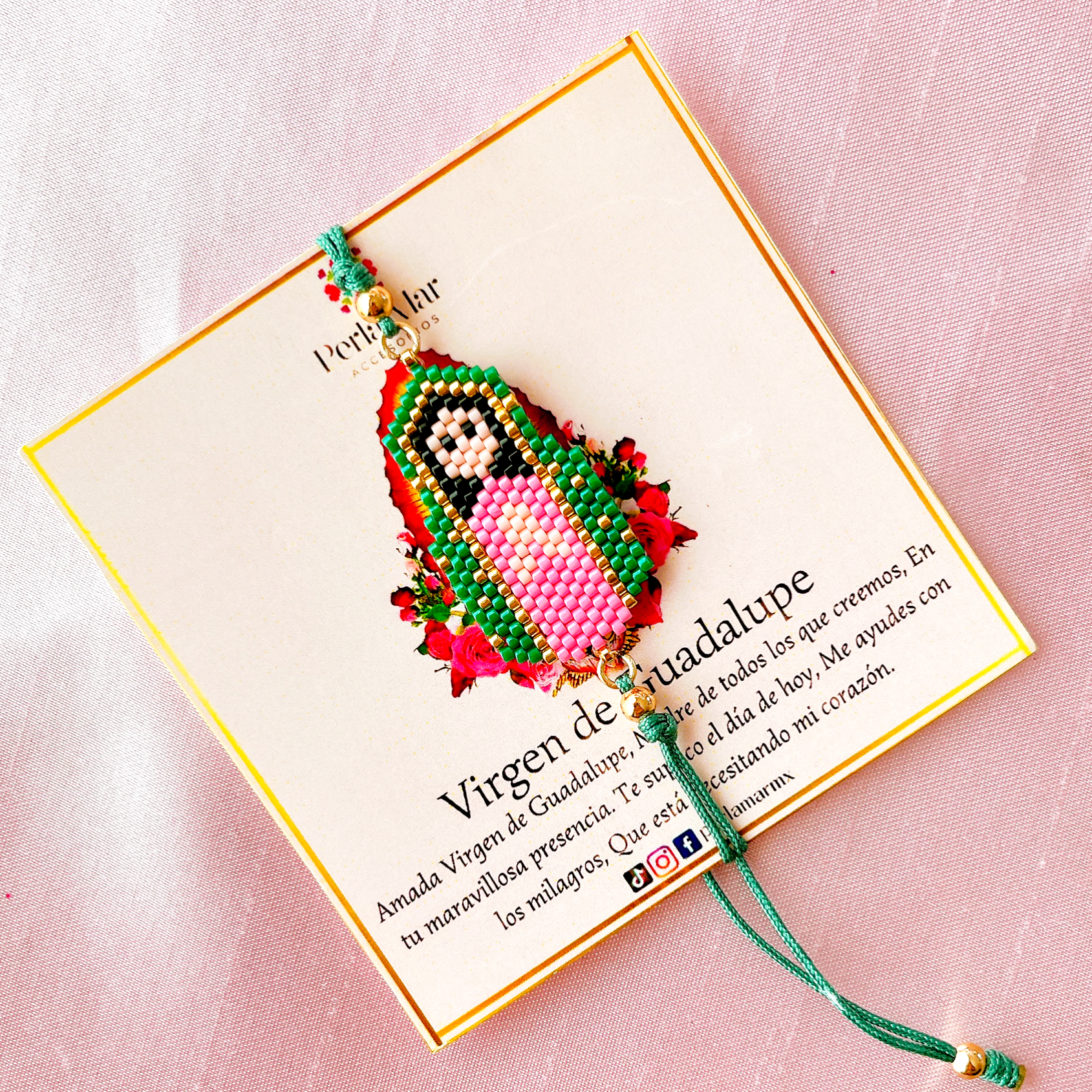 Virgen de Guadalupe rezando