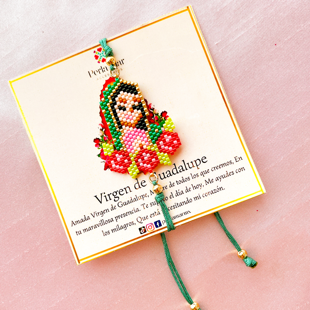 Virgen de Guadalupe carita con rosas
