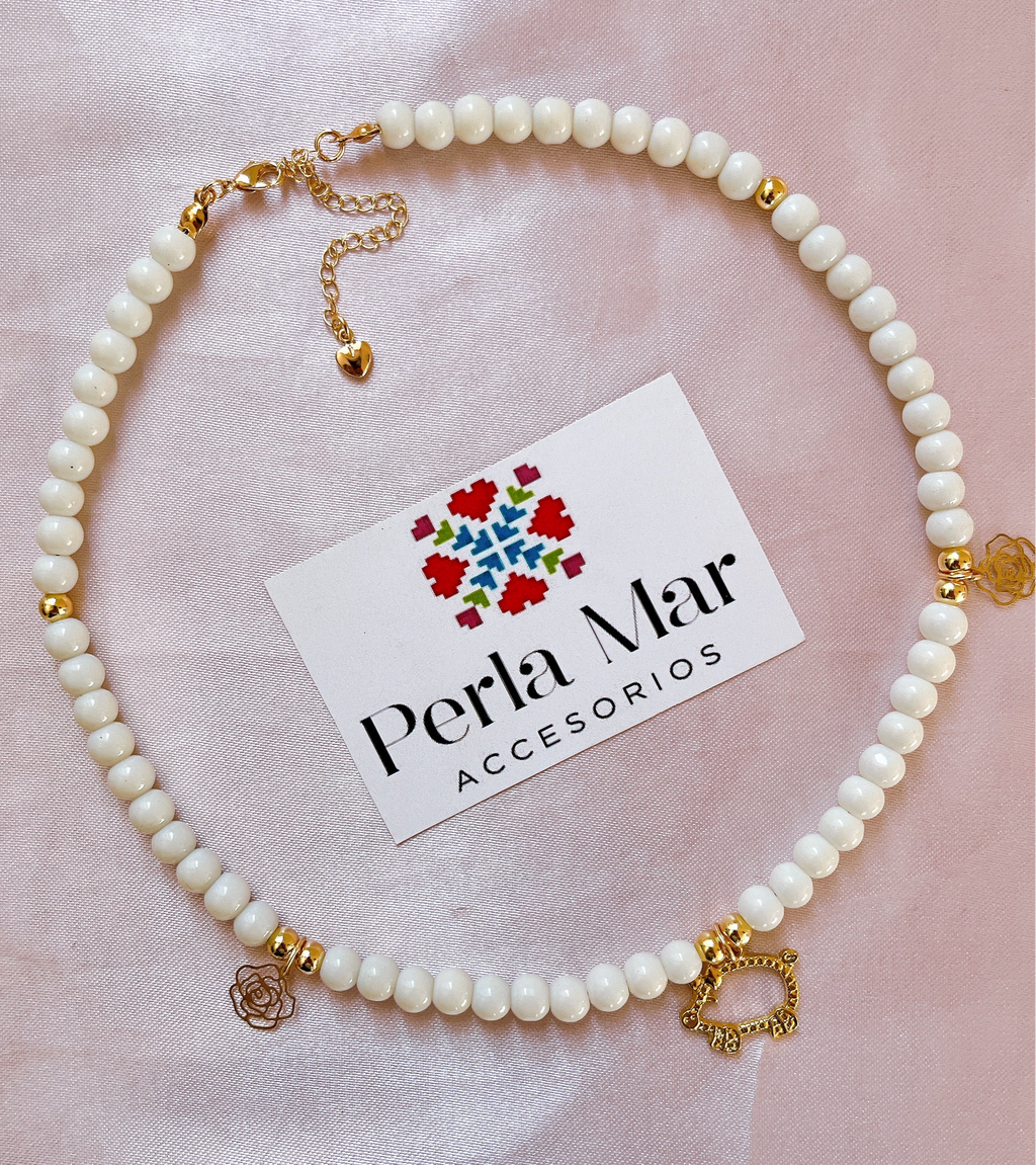 Collar piedra natural con dijes