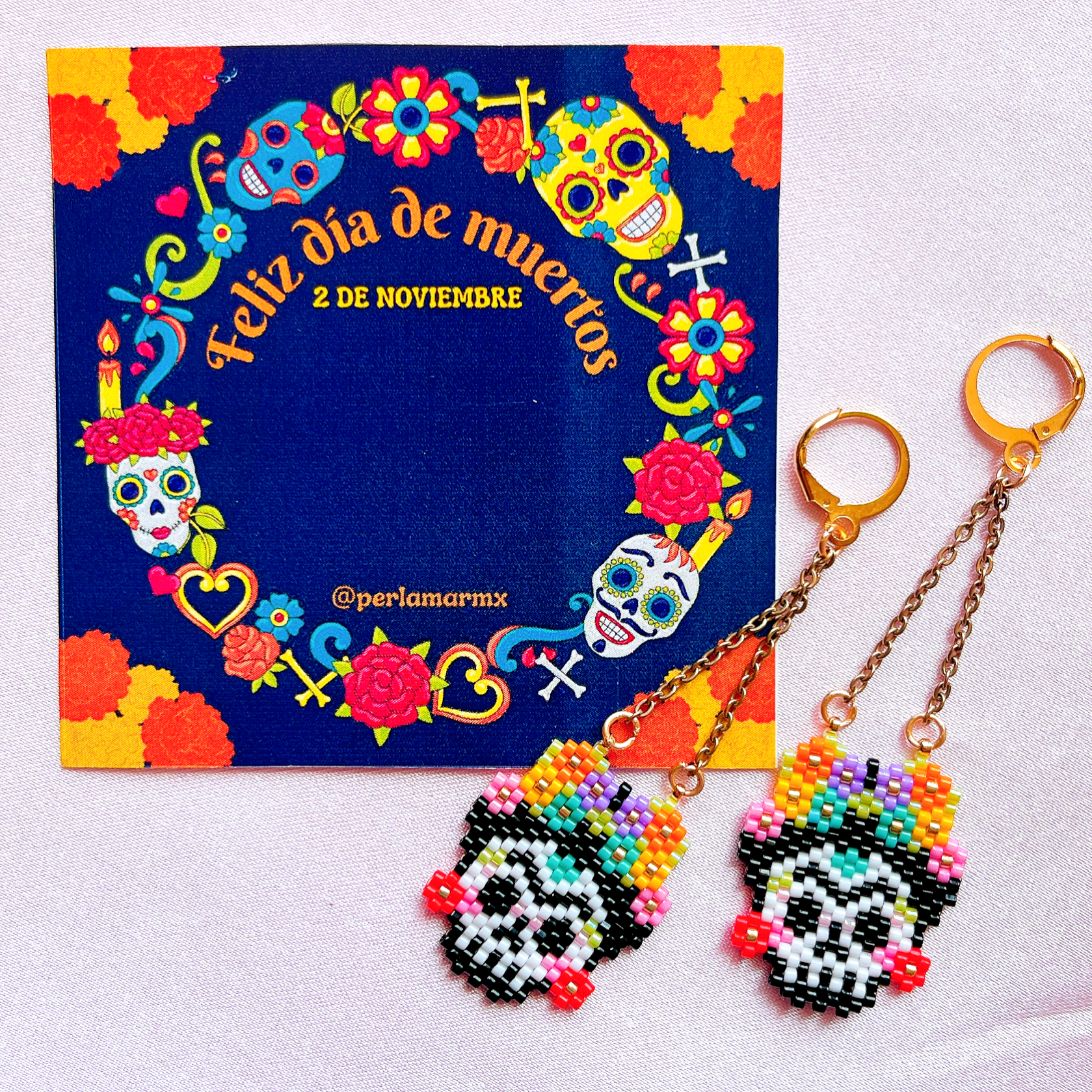 Aretes calavera Frida con cadena