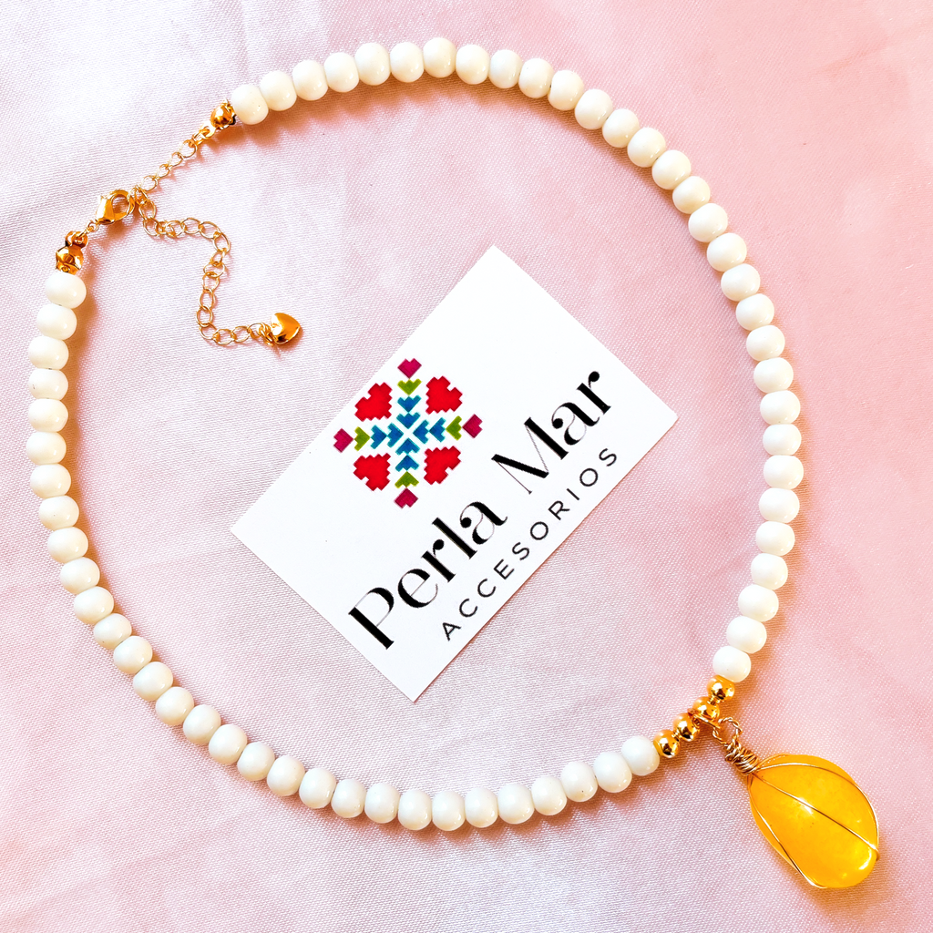 Collares con dije de piedra natural