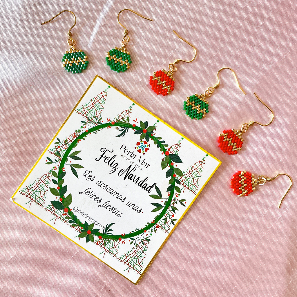 Aretes esferas navideñas mini