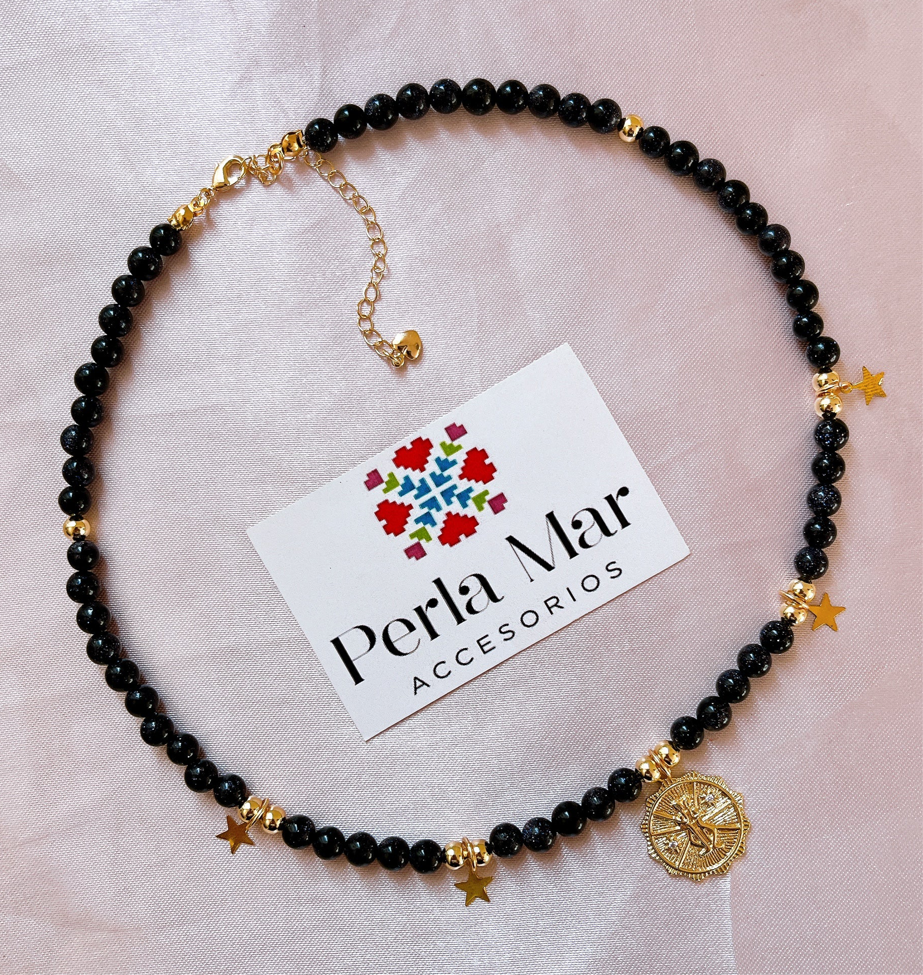 Collar piedra natural con dijes