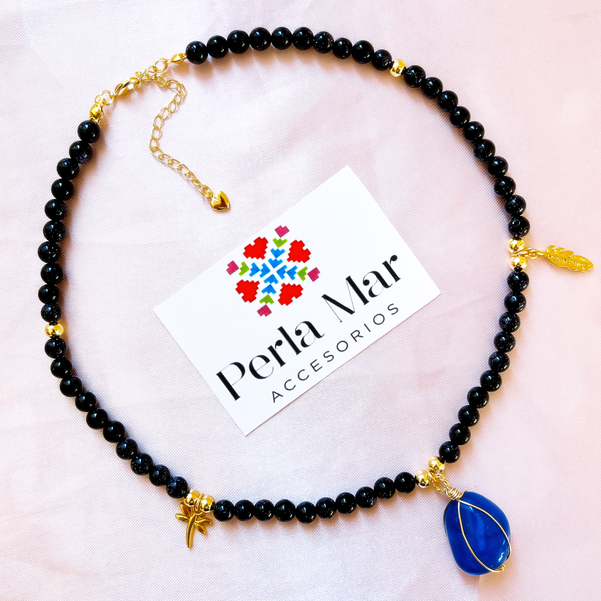 Collares con dije de piedra natural